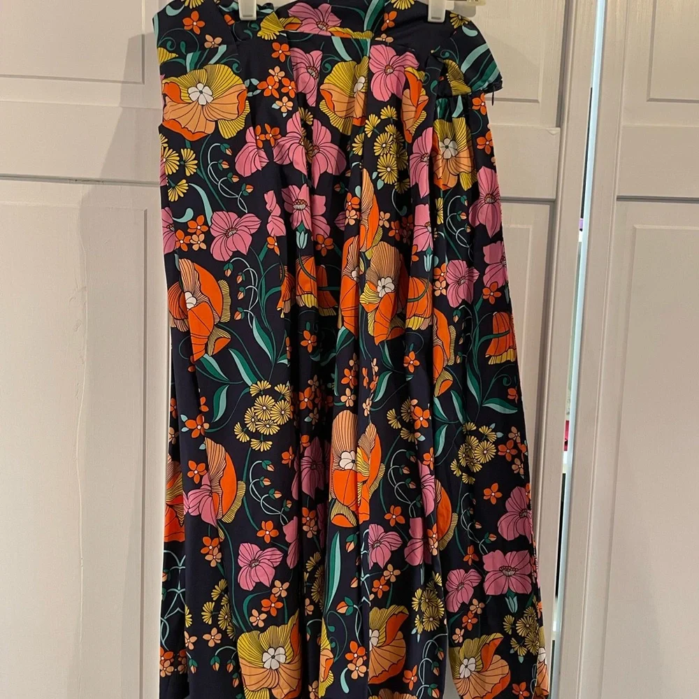 Corey Lynn Calter Vibrant Floral A-Line Skirt - Picture 4 of 5